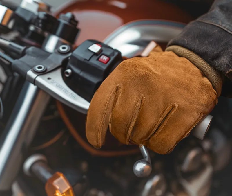 Auclair brown handgolove